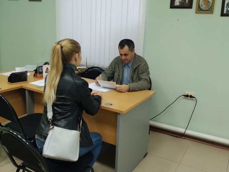 В Шахтинской епархии в рамках проекта «Территория надежды» проведено 500 юридических консультаций для беженцев и вынужденных переселенцев