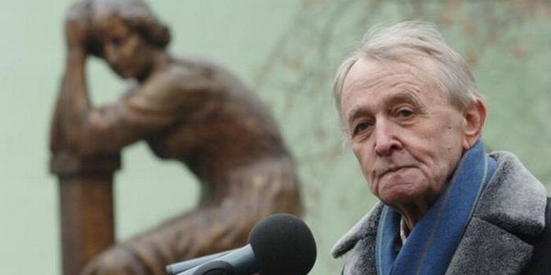 НЕЧАЯННАЯ РАДОСТЬ ПОЭТА ВЛАДИМИРА КОСТРОВА