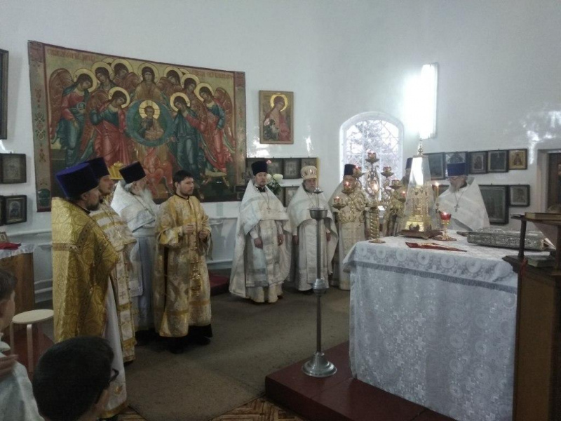 В храме Архангела Михаила станицы Вешенской отметили престольный праздник