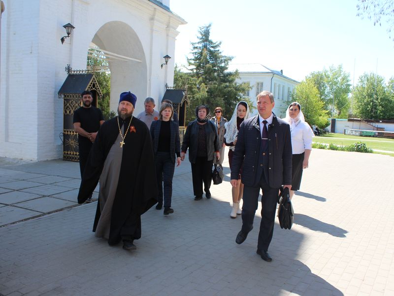 Экскурсионно-паломническая поездка миллеровцев и шахтиннцев к древнейшим святыням Дона