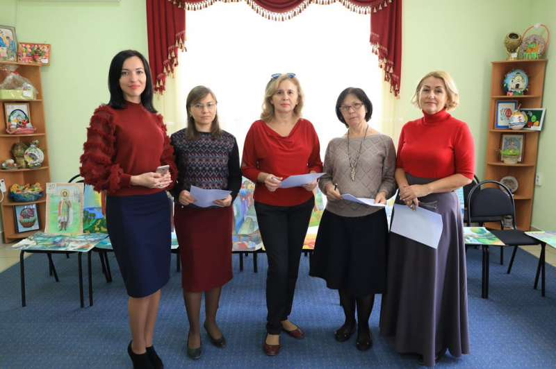 Отборочный тур Международного конкурса детского творчества «Красота Божьего мира» прошел в духовно-просветительском центре при Покровском кафедральном соборе г. Шахты