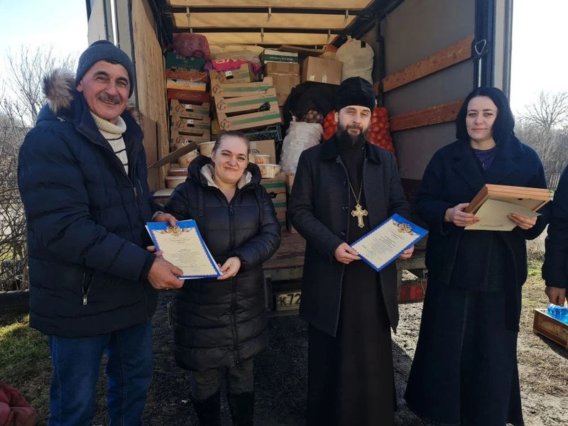 Взаимодействие и помощь: совместный груз волонтерских групп участникам СВО