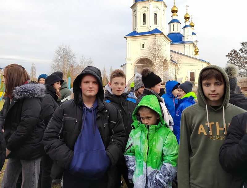 В Донском храме г. Новошахтинска встретили детей из Северодонецка