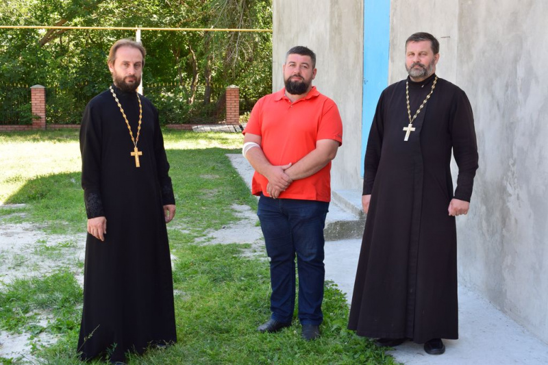 В храме святого великомученика Пантелеимона г. Шахты продолжаются ремонтно-восстановительные работы