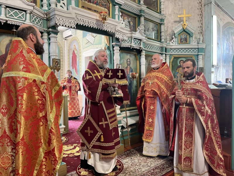 С архипастырским визитом Преосвященнейший епископ Симон посетил Георгиевское архиерейское подворье хутора Киреевка