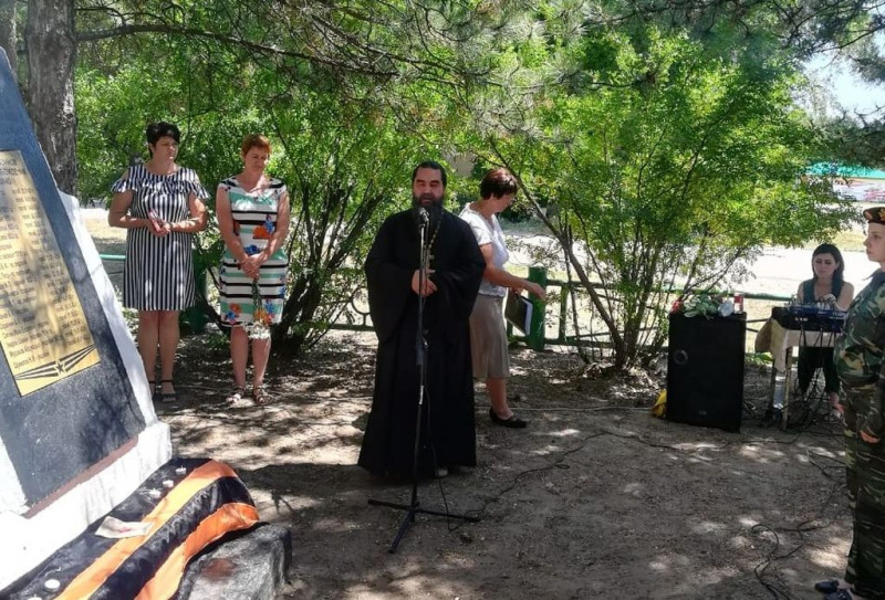 Иерей Андрей Коршунов принял участие в митинге-акции в память начала Великой Отечественной Войны в сл. Большинка