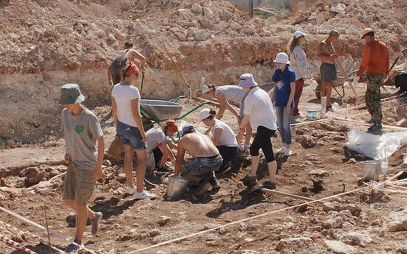 ИСТОРИЯ В ТВОИХ РУКАХ