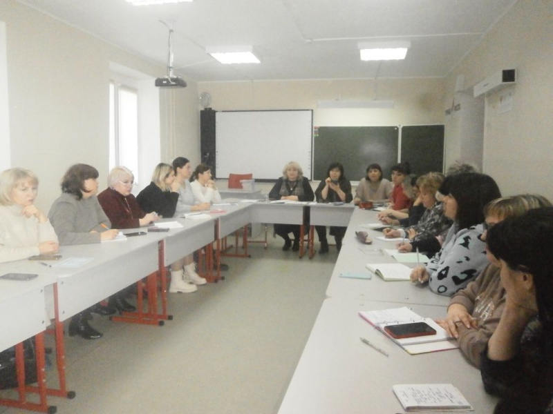 В Донецке прошло открытое заседание духовного клуба педагогов-психологов «Добродетель»