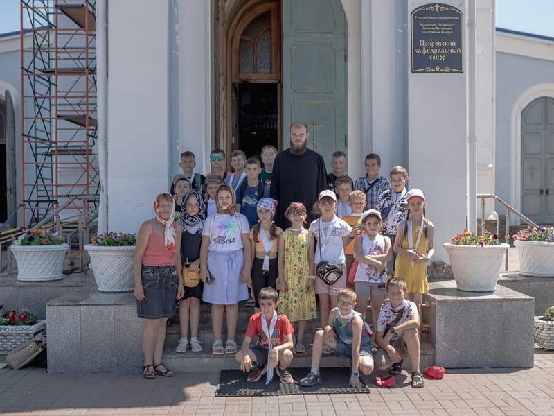 Ученики 38 школы города Шахты посетили Покровский кафедральный собор