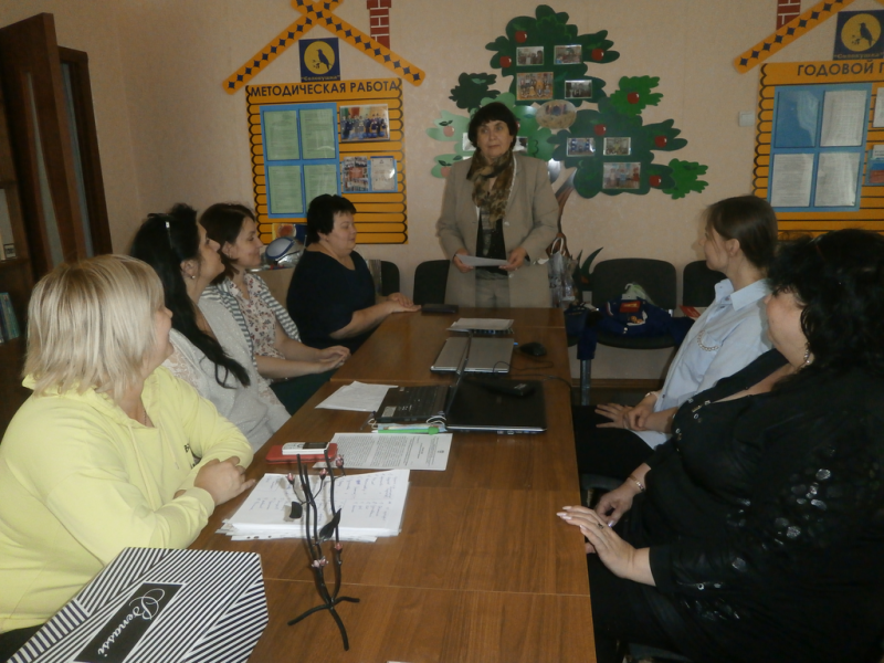 Состоялось заседание молодежного отдела Донецкого благочиния и молодежного родительского духовно-просветительского клуба «Свет добра»