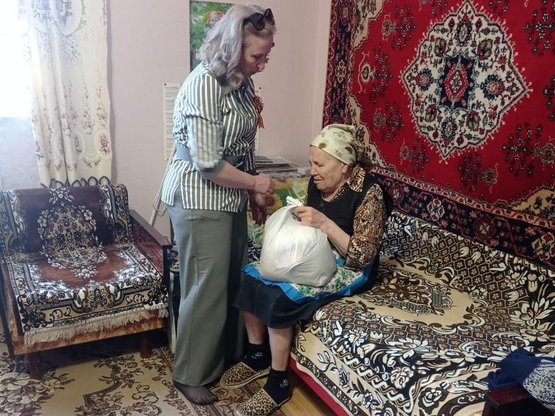 Подарки и благодарность ветеранам