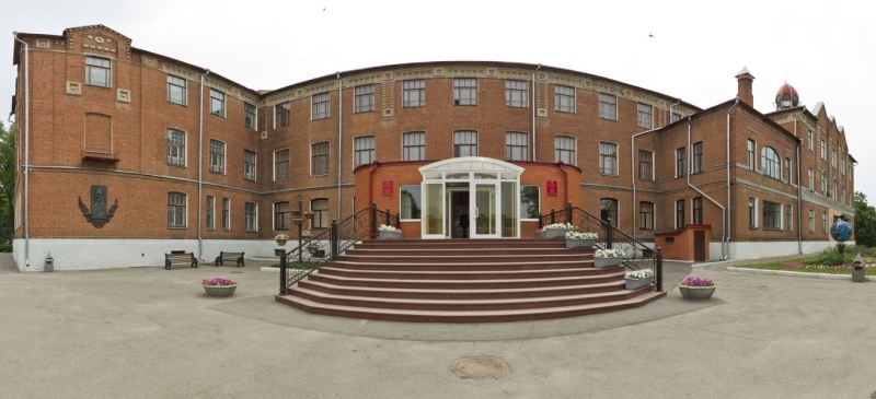 Иеромонах Николай (Намётышев) поздравил ректора и профессорско-преподавательский состав ДонГАУ со Всемирным днем учителя