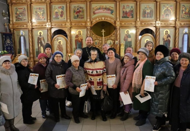 Ангелы в белых платочках