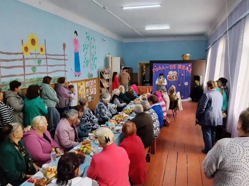 В Манычском доме культуры прошёл праздник для людей старшего поколения