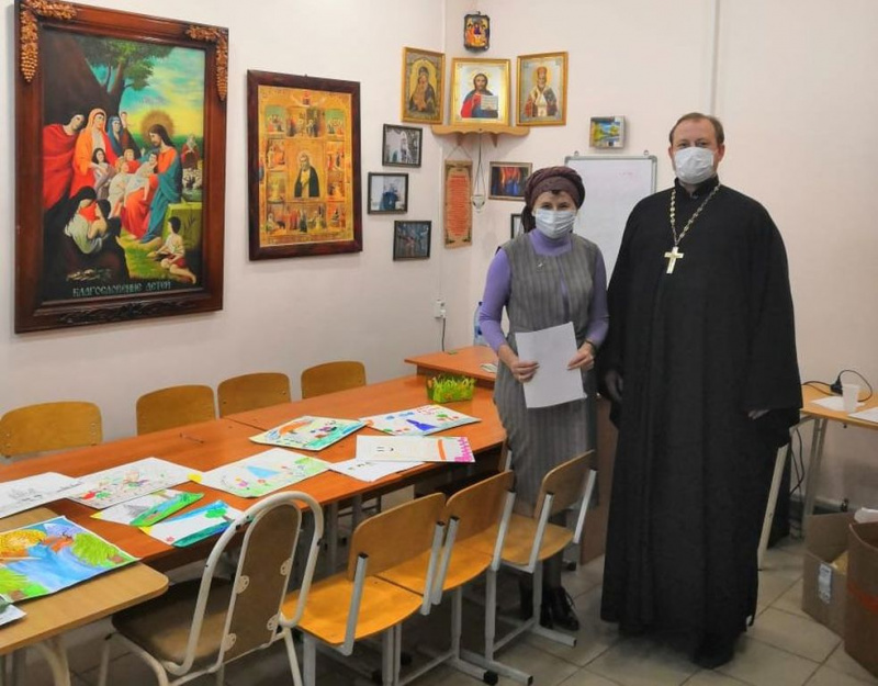 В Новошахтинском благочинии, прошел отбор работ Международного конкурса детского творчества «Красота Божьего мира»