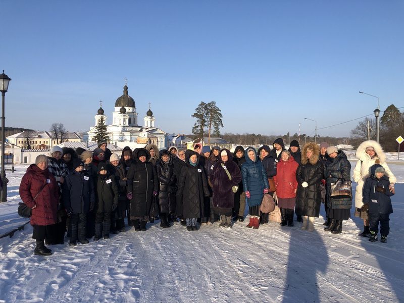 Паломническим отделом Шахтинской епархии проведена поездка по маршруту Вышенский монастырь, Дивеево, Арзамас, Задонск