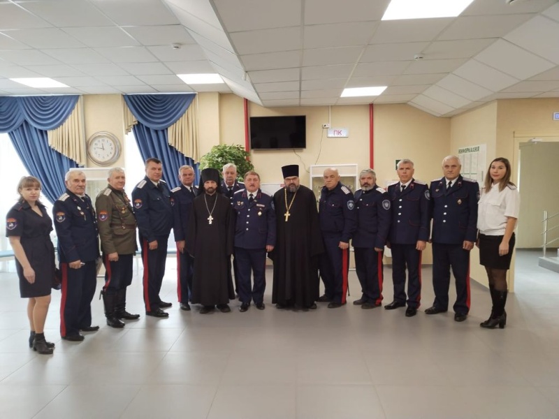 Клирики Шахтинской епархии приняли участие в работе Окружного совета атаманов Донецкого округа