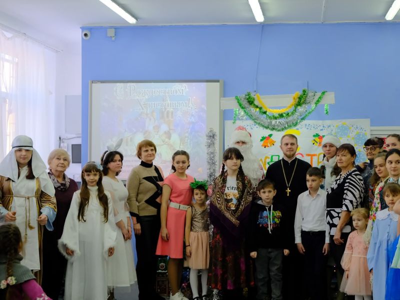 В воскресной школе «Светоч» состоялся рождественский утренник