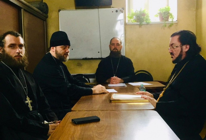 Благочинный приходов Миллеровского округа иерей Роман Калинин провел собрание духовенства