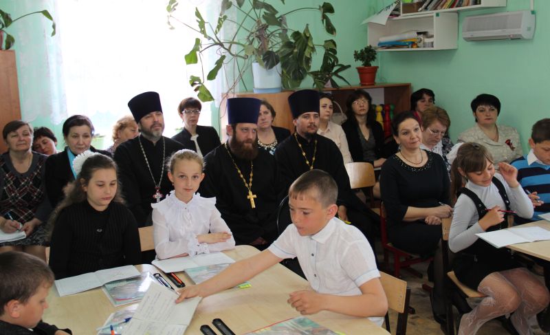 Семинар «Результативность преподавания предметов духовно-нравственного и регионального компонентов» прошел в Багаевском благочинии