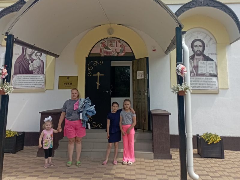 В Боковском районе помогли нуждающимся многодетным семьям