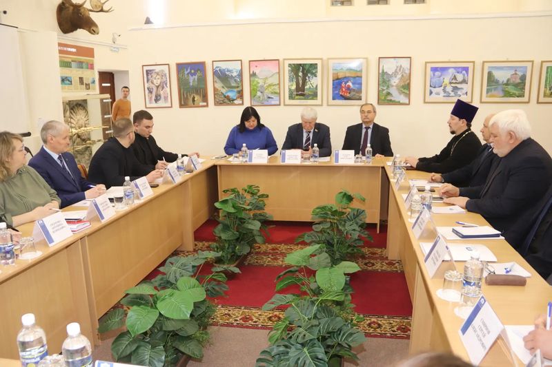 Благочинный Верхнедонского округа принял участие в заседании организационного комитета по подготовке и проведению форума «Единство народов»   