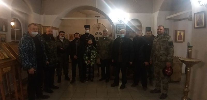В Донском храме г. Новошахтинска состоялась встреча казаков станицы Мало-Несветайской с духовником