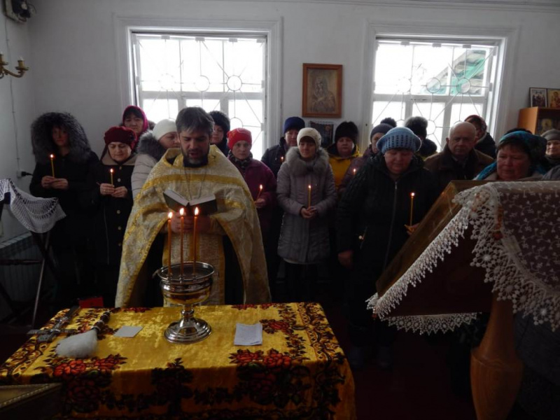 В праздник Крещения Господня иерей Сергий Столяров в Свято-Пантелеимоновском приходе х. Павловка совершил водосвятный молебен