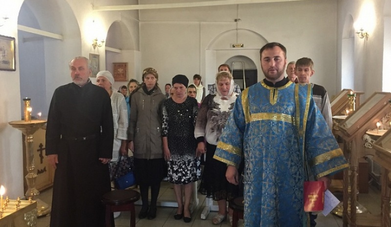 «Нет безнадежных ситуаций у того, кто надеется на Бога» – миссионерская беседа прошла в храме Донской иконы Божией Матери г. Новошахтинска