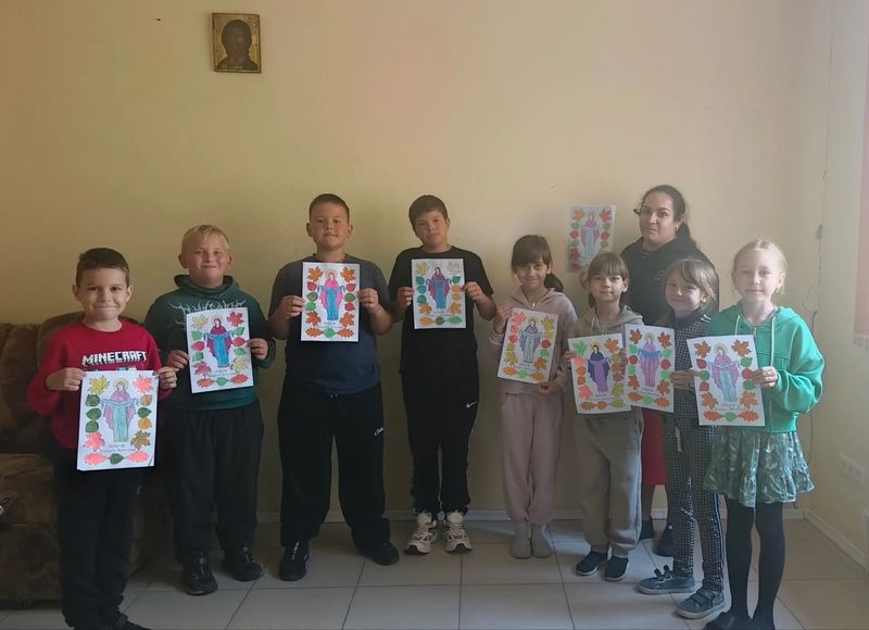 Свет Покрова: юные воспитанники воскресной группы хутора Ажинов узнали о празднике и его значении   