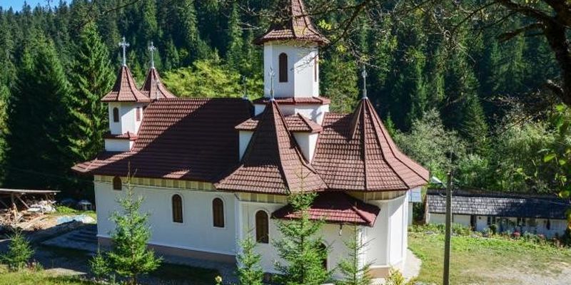 НЕВИДИМЫЕ ПУСТЫННИКИ БУКОВИНСКИХ ГОР Часть 2. Отшельницы