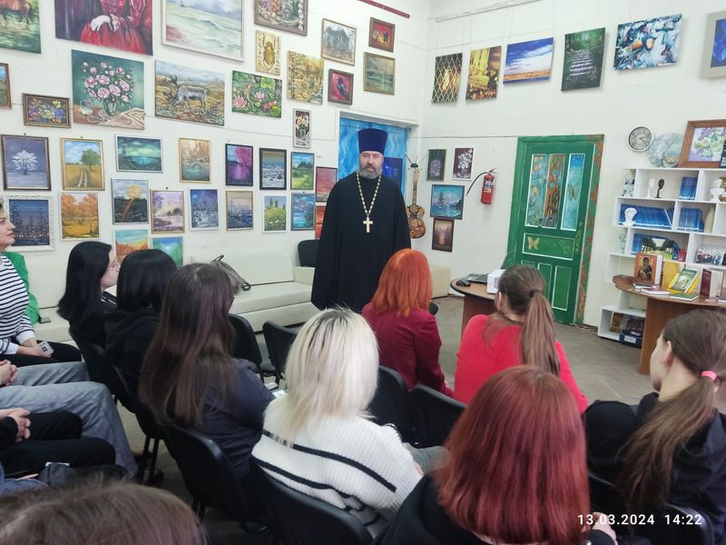 Иерей Андрей Ковалев принял участие в мероприятии, посвящённом дню православной книги