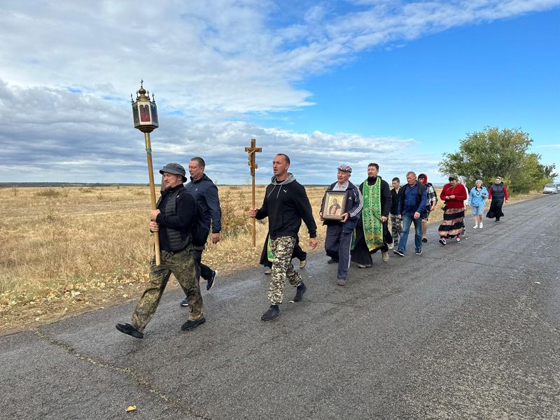 Крестный ход в день памяти святого благоверного князя Александра Невского прошел в Верхнедонском благочинии