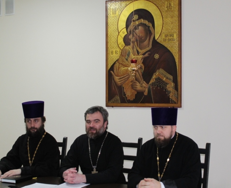 В Донской митрополии состоялось заседание комитета по организации I (регионального) этапа конкурса «За нравственный подвиг учителя»