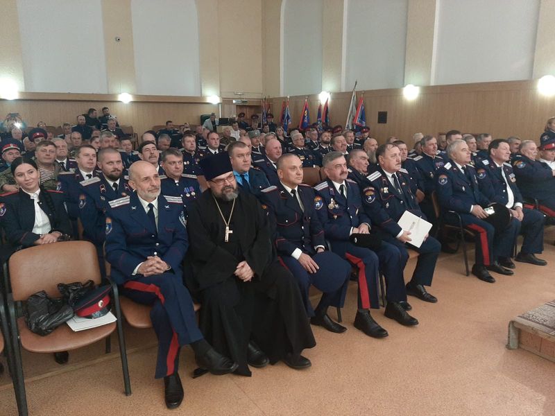 Духовник Донецкого округа ВКО ВВД принял участие в работе Большого Круга Донецкого округа