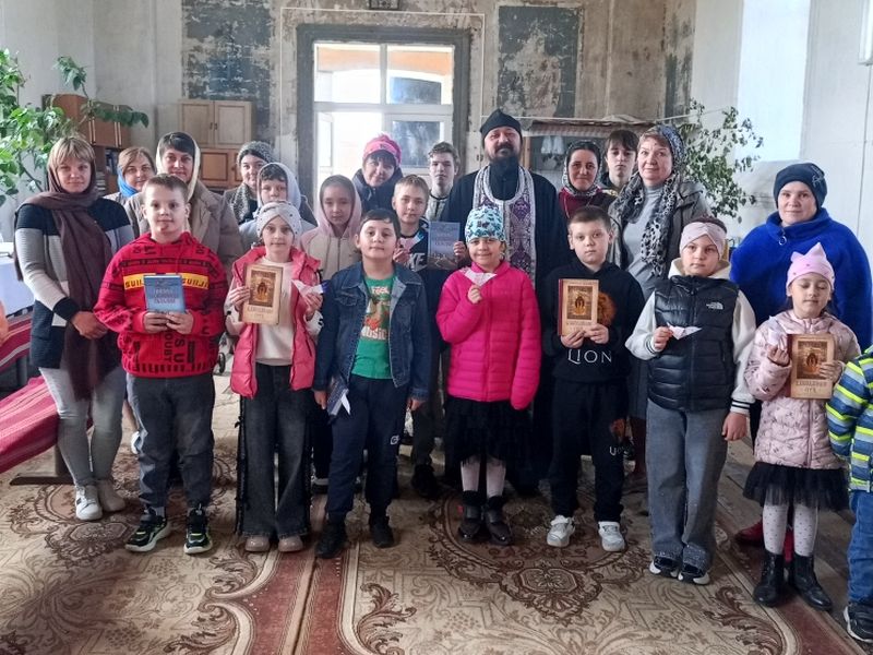 В Позднеевской школе прошла встреча ко Дню православной книги