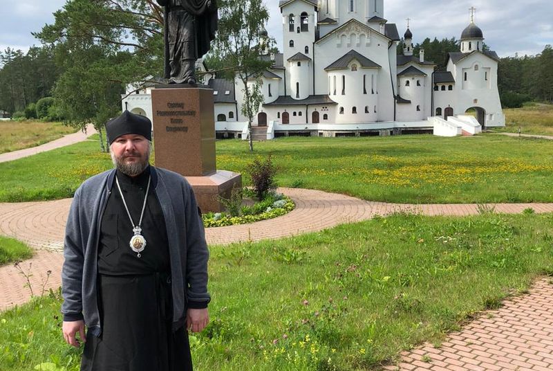 Епископ Шахтинский и Миллеровский Симон посетил Владимирский скит Валаамского монастыря и его музей