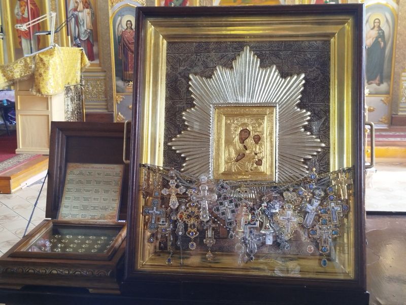 В Миллерово с казачьим крестным ходом побывала икона Божией Матери «Избавительница от бед»   