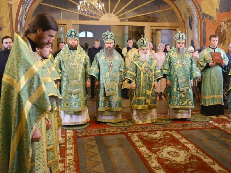 Епископ Игнатий в праздник обретения мощей преподобного Сергия Радонежского принял участие в торжествах в Троице-Сергиевой лавре