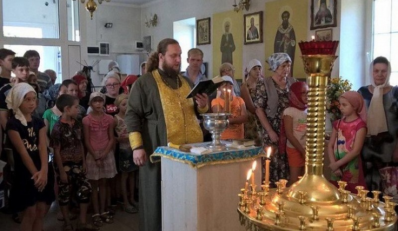 В храме святой Анны Кашинской г. Каменск-Шахтинский состоялся молебен на начало учебного года