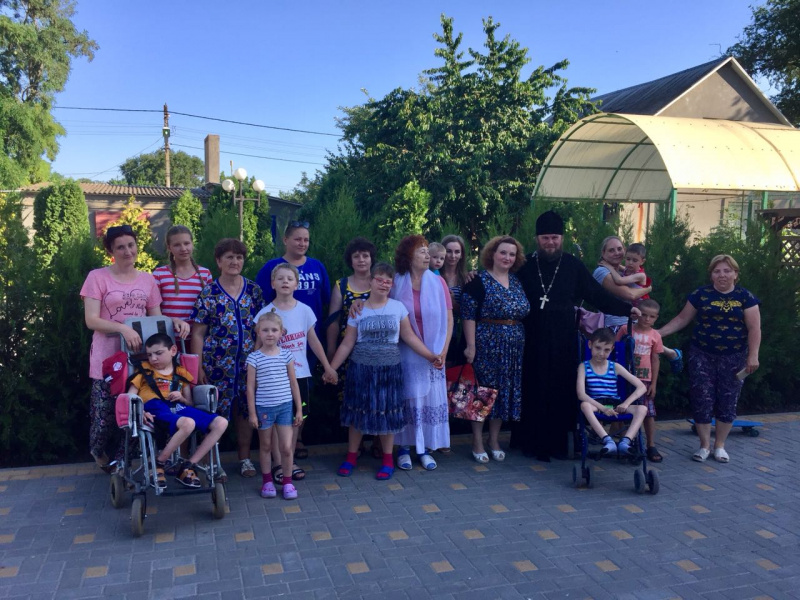 Фестиваль творчества детей с ограниченными возможностями здоровья «Дети Солнца 2018» дал старт новому проекту по оказанию помощи семьям, имеющим особенных детей «Город ангелов»