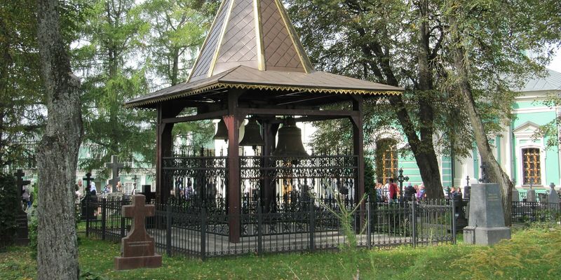 В ПОИСКАХ БОГА