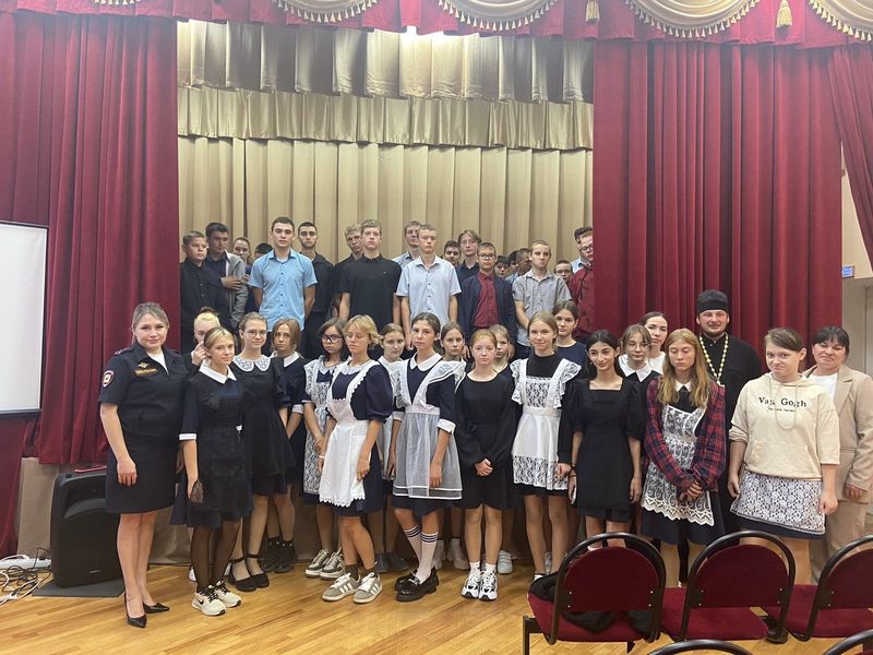 Беседа о пагубных привычках в Каргинской школе Боковского района 