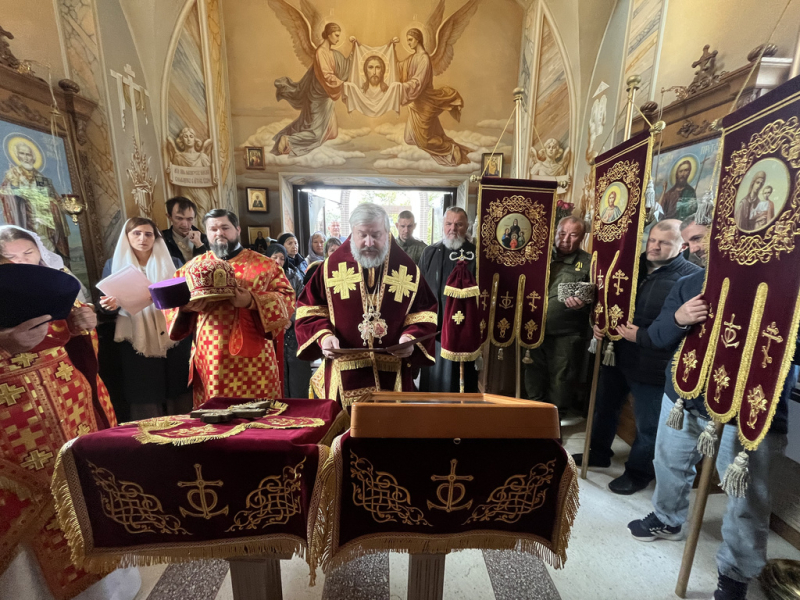 В престольный день епископ Симон совершил Божественную литургию в храме святых мучениц Веры, Надежды, Любови и матери их Софии в станице Багаевской