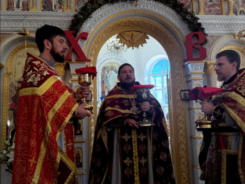 В Державном храме состоялось соборное богослужение Донецкого и Тарасовского благочиний.