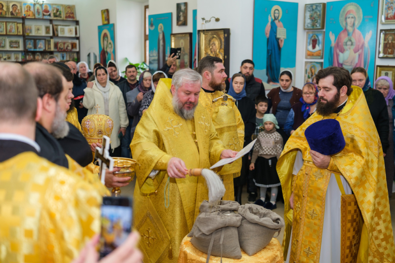 170-летие храма отметил приход Покрова Пресвятой Богородицы слободы Никольской Миллеровского района