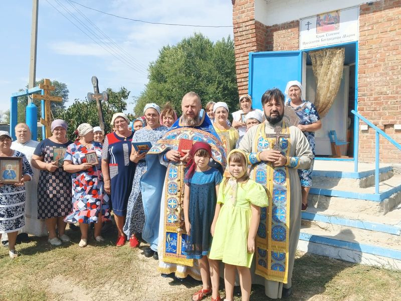 Престольный праздник отметили в храме Успения Божией Матери в хуторе Талловеров