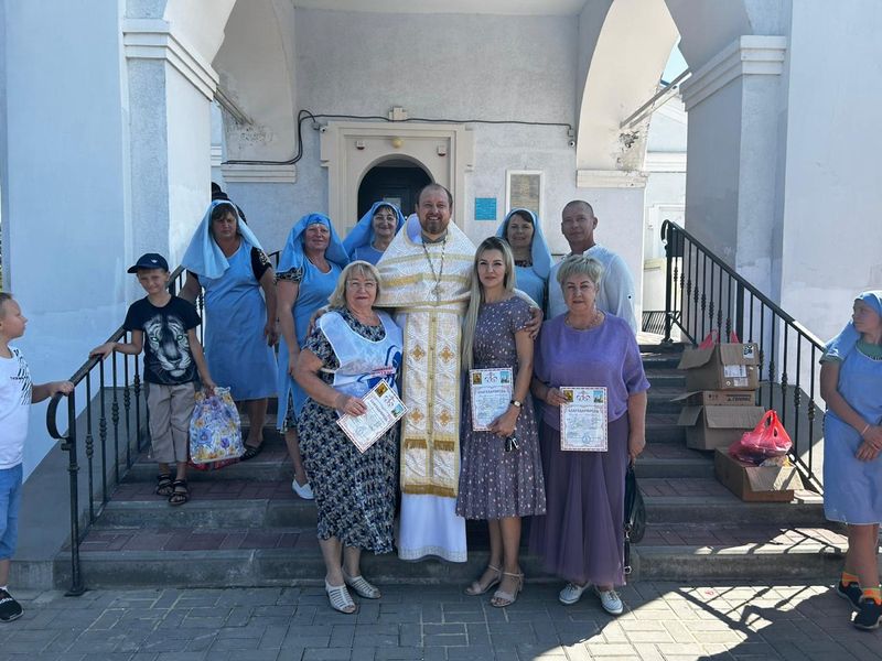 Всероссийская акция «Поможем собраться в школу»