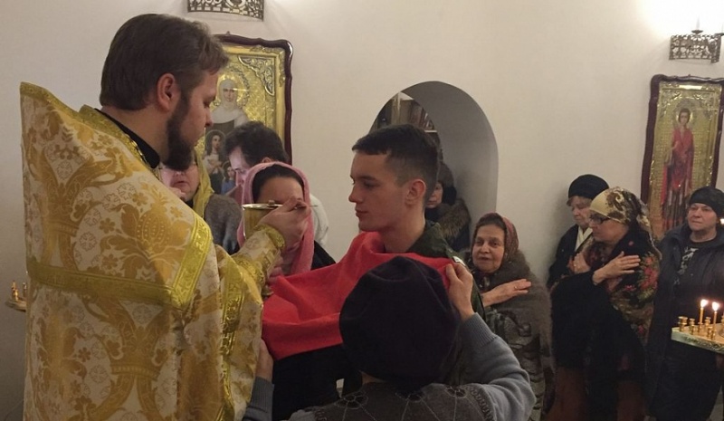 В праздник Крещения Господня кадеты Шахтинского казачьего кадетского корпуса впервые за последние несколько лет участвовали в евхаристии