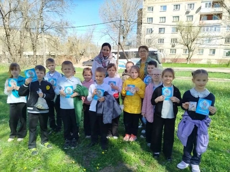 Ученики школы №6 посетили храм и воскресную школу «Радость»